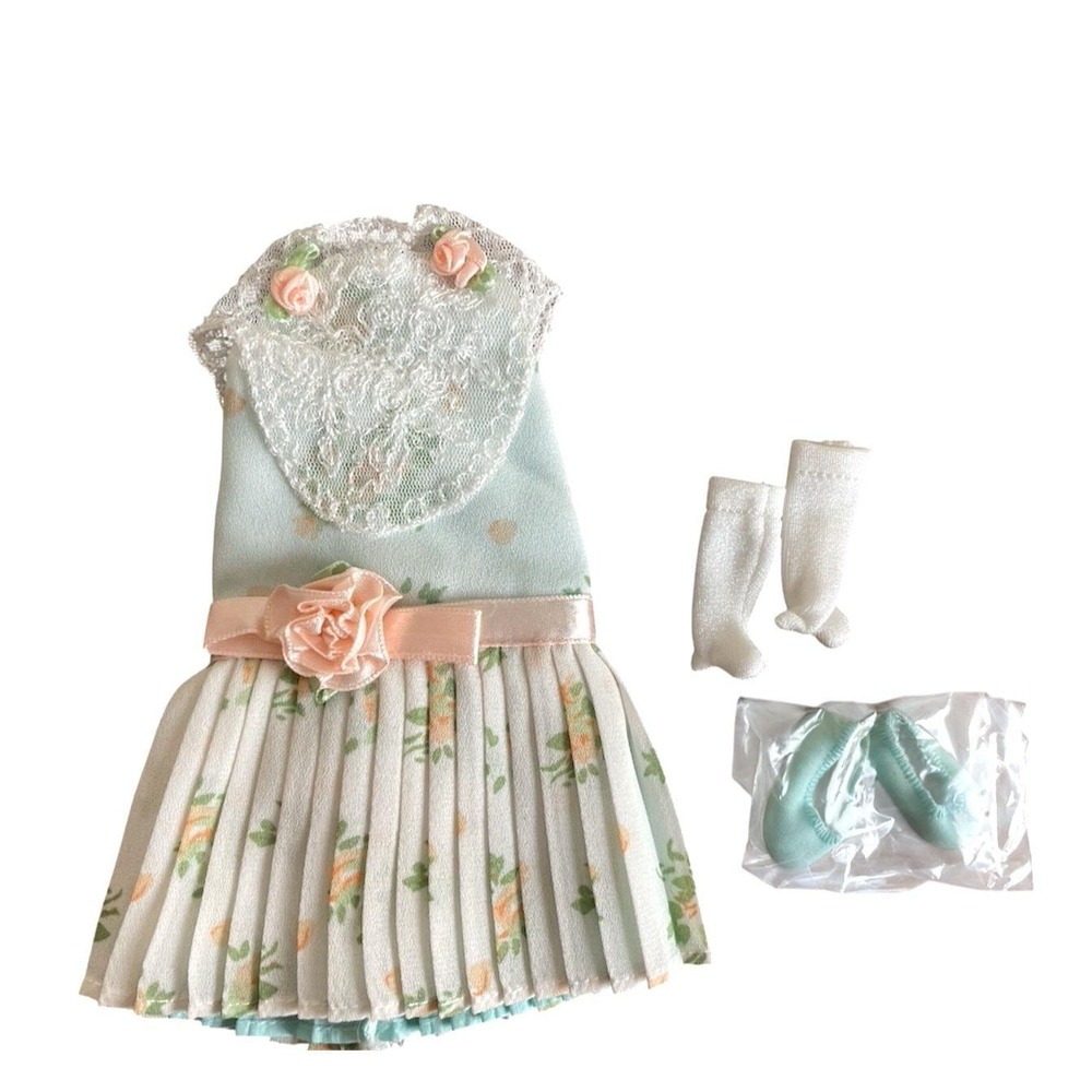 Madame Alexander Dress Gown Roses Socks Shoes 1920's Margaret 10" Tall Doll